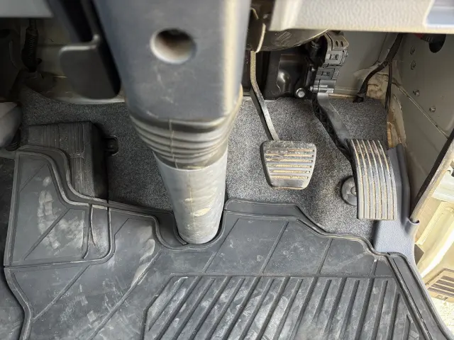 三菱 キャンター TPG-FBA00(2WD)の写真41