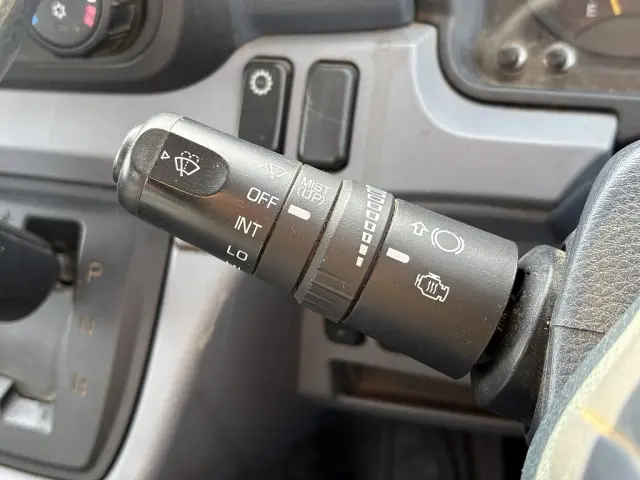 三菱 キャンター TPG-FBA00(2WD)の写真44