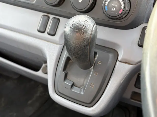 三菱 キャンター TPG-FBA00(2WD)の写真49