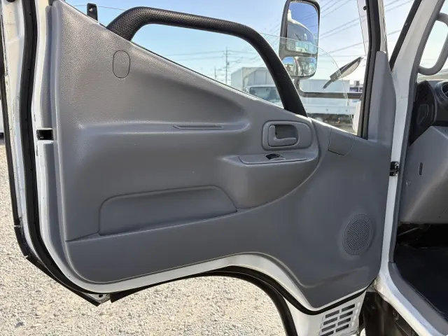 日野 デュトロ TKG-XZC645M(2WD)の写真32