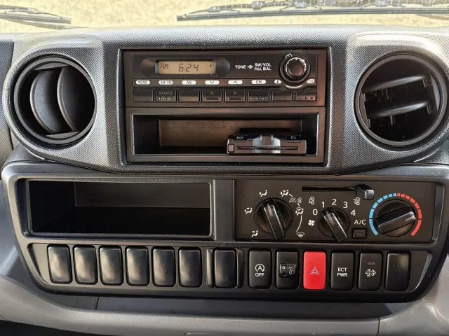 日野 デュトロ TKG-XZC645M(2WD)の写真43