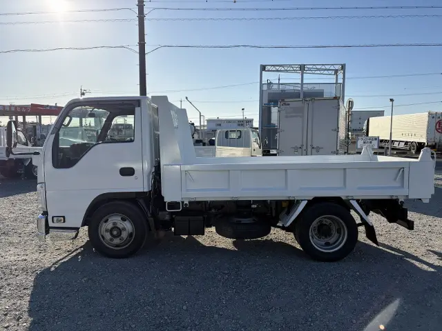 いすゞ エルフ TPG-NKR85AD(2WD)の写真8