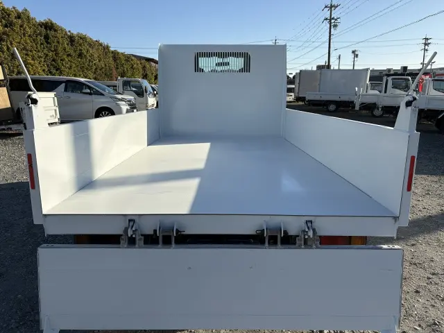 いすゞ エルフ TPG-NKR85AD(2WD)の写真11