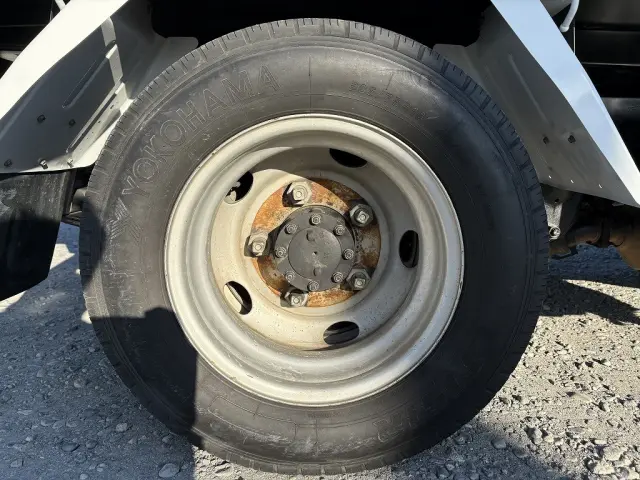 いすゞ エルフ TPG-NKR85AD(2WD)の写真19