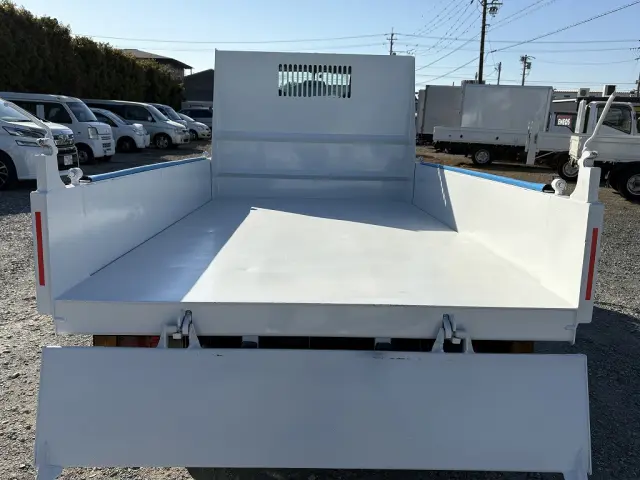 いすゞ エルフ TKG-NJR85AN(2WD)の写真11