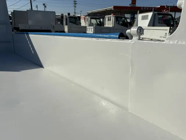 いすゞ エルフ TKG-NJR85AN(2WD)の写真12