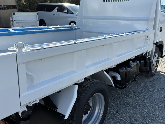 いすゞ エルフ TKG-NJR85AN(2WD)の写真17