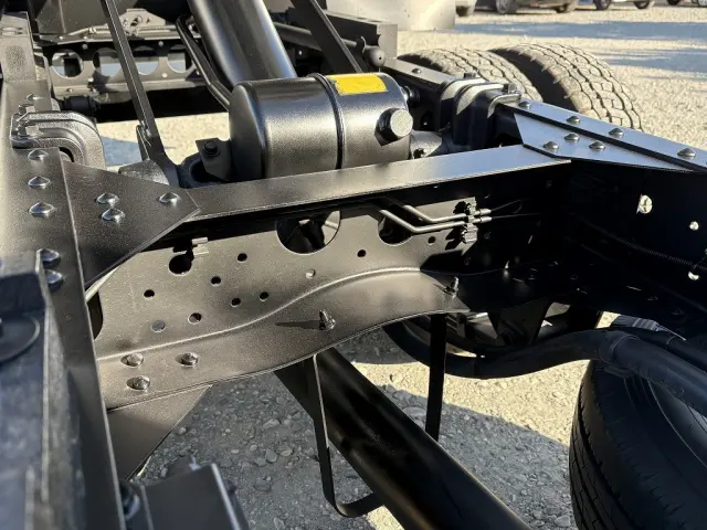 いすゞ エルフ TKG-NJR85AN(2WD)の写真28