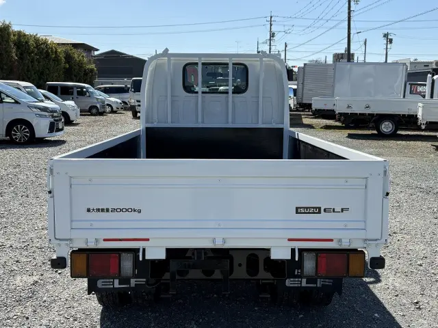 いすゞ エルフ TRG-NJR85A(2WD)の写真2