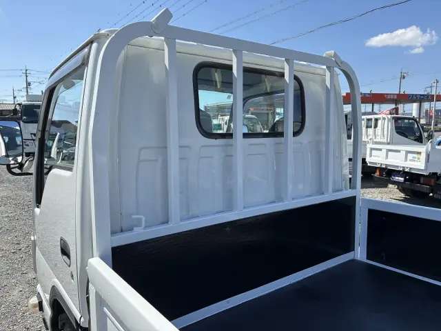 いすゞ エルフ TRG-NJR85A(2WD)の写真14