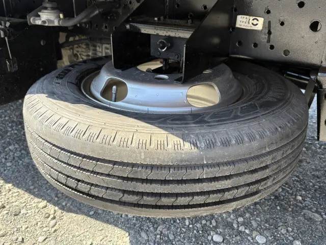 いすゞ エルフ TRG-NJR85A(2WD)の写真19