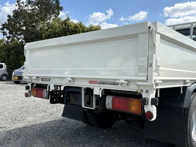 日野 デュトロ TKG-XZU605M(2WD)の写真25