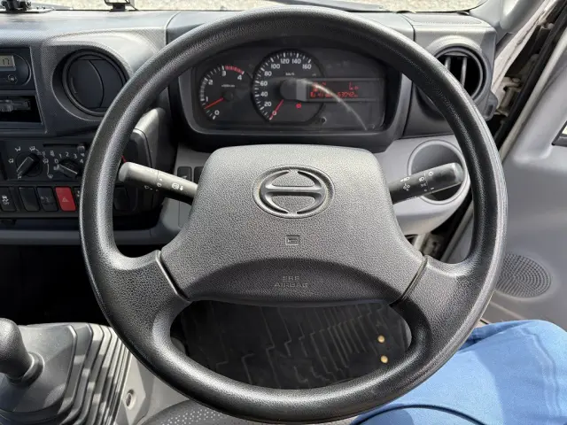 日野 デュトロ TKG-XZU605M(2WD)の写真37
