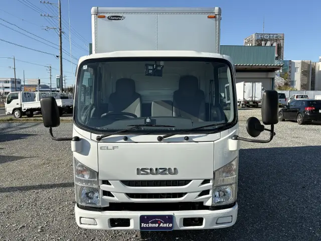 いすゞ エルフ TRG-NLR85AN(2WD)の写真4