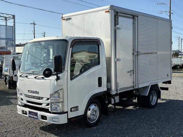 いすゞ エルフ TRG-NLR85AN(2WD)の写真4