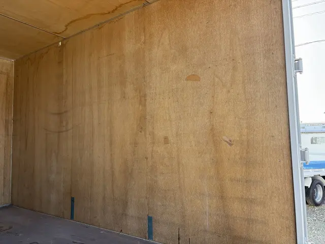 いすゞ エルフ TRG-NLR85AN(2WD)の写真12