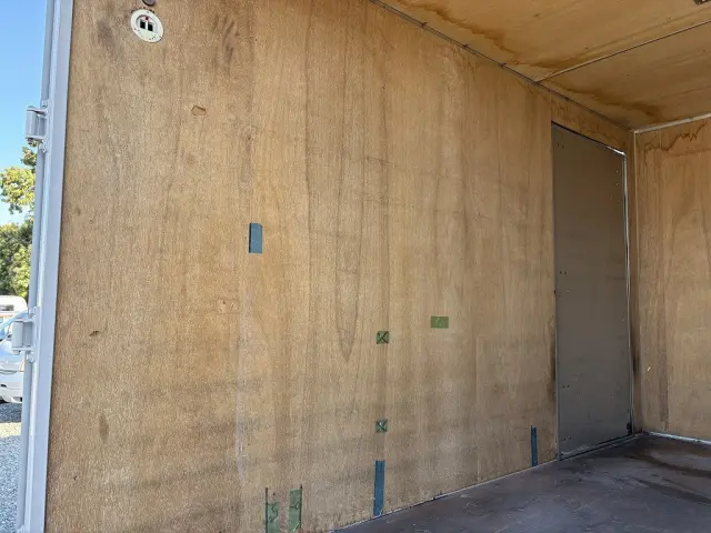 いすゞ エルフ TRG-NLR85AN(2WD)の写真13