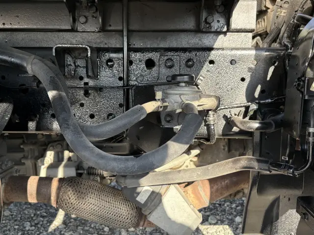 いすゞ エルフ TRG-NLR85AN(2WD)の写真23