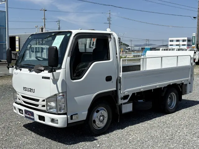 いすゞ エルフ TRG-NJR85A(2WD)の写真5