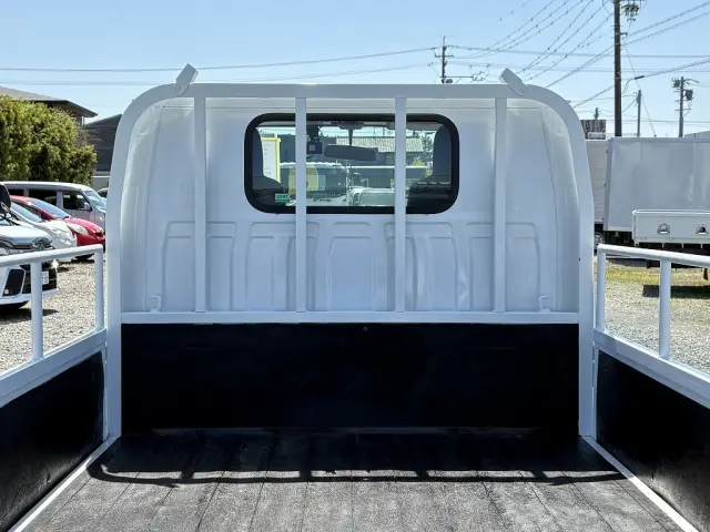 いすゞ エルフ TRG-NJR85A(2WD)の写真13