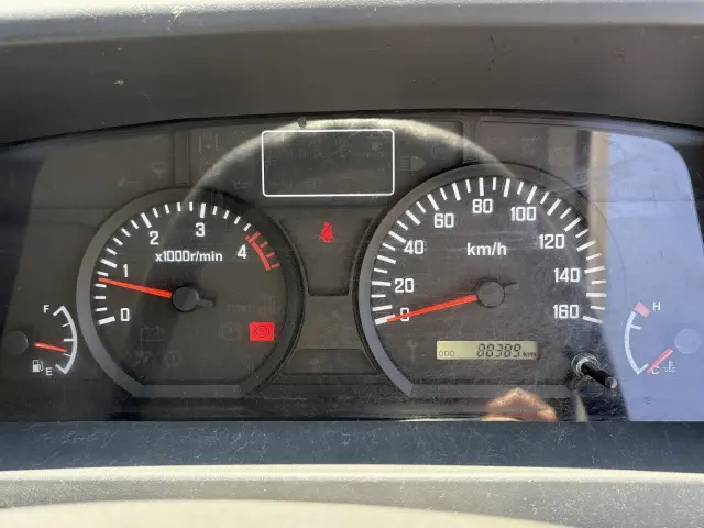 いすゞ エルフ TRG-NJR85A(2WD)の写真41