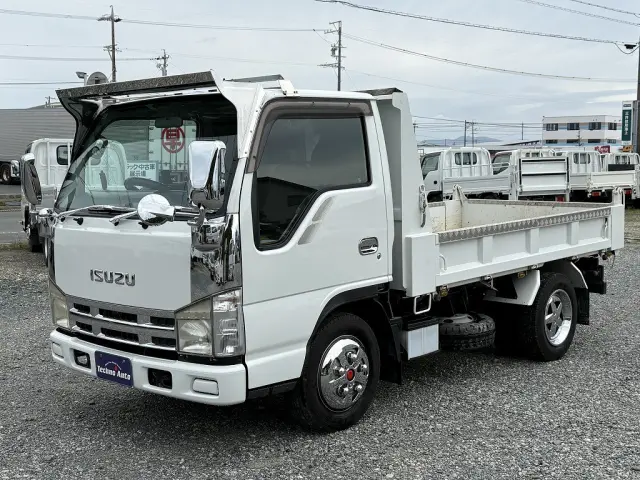 いすゞ エルフ BKG-NJR85AD(2WD)の写真5