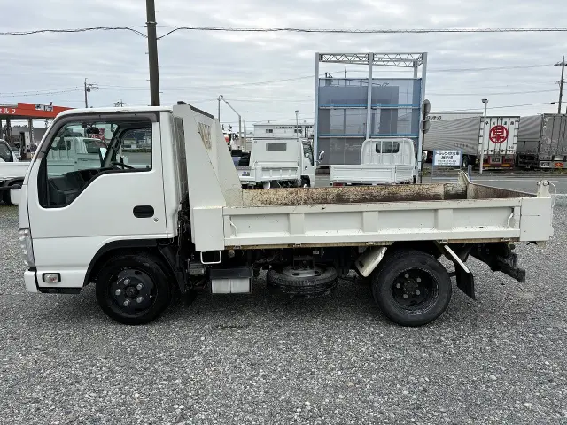 いすゞ エルフ 2RG-NJR88AD(2WD)の写真7