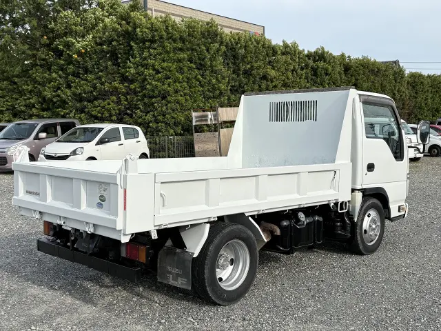 いすゞ エルフ TKG-NKR85AD(2WD)の写真9