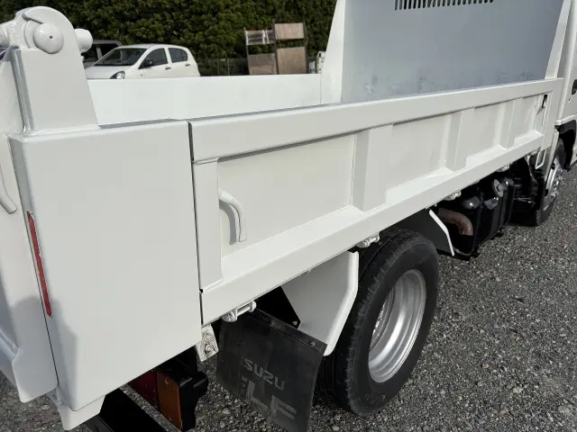 いすゞ エルフ TKG-NKR85AD(2WD)の写真11