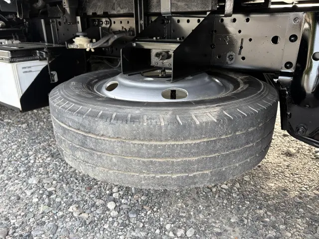 いすゞ エルフ TKG-NKR85AD(2WD)の写真18