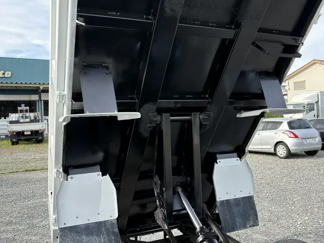 いすゞ エルフ TKG-NKR85AD(2WD)の写真29