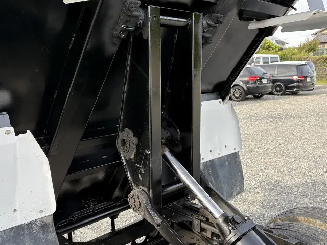 いすゞ エルフ TKG-NKR85AD(2WD)の写真30