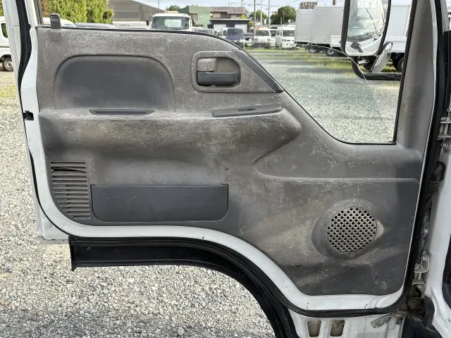 いすゞ エルフ TKG-NKR85AD(2WD)の写真36