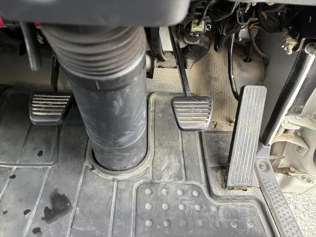 いすゞ エルフ 2RG-NJR88AD(2WD)の写真42