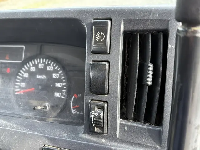 いすゞ エルフ TKG-NKR85AD(2WD)の写真42