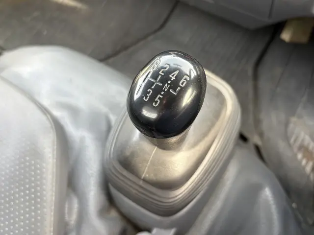 いすゞ エルフ TKG-NKR85AD(2WD)の写真48