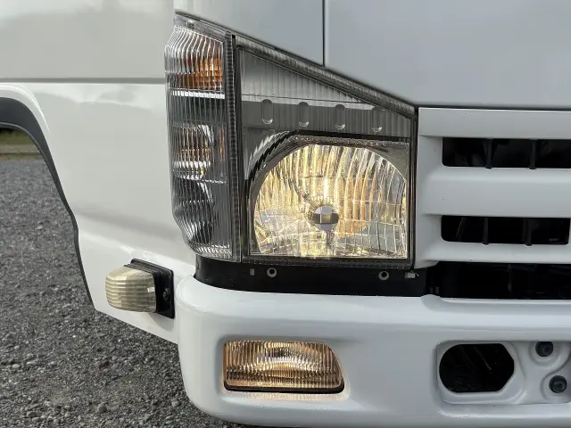 いすゞ エルフ TKG-NKR85AD(2WD)の写真50