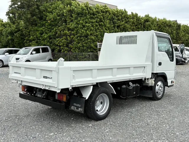 いすゞ エルフ TPG-NJR85AD(2WD)の写真9