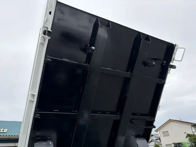 いすゞ エルフ TPG-NJR85AD(2WD)の写真28