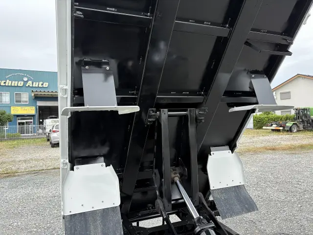 いすゞ エルフ TPG-NJR85AD(2WD)の写真29