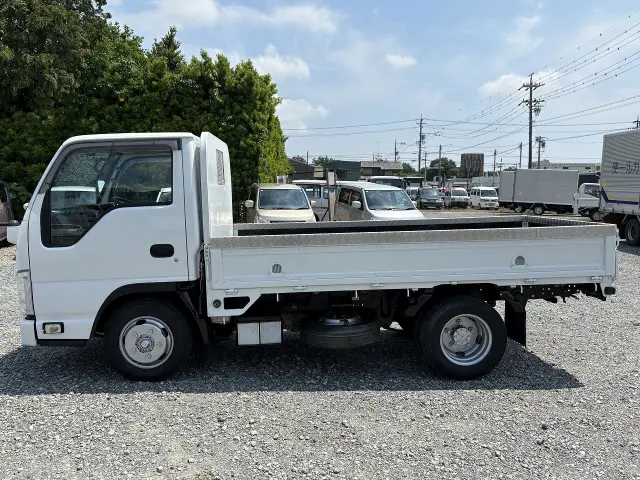 いすゞ エルフ TPG-NJR85A(2WD)の写真7
