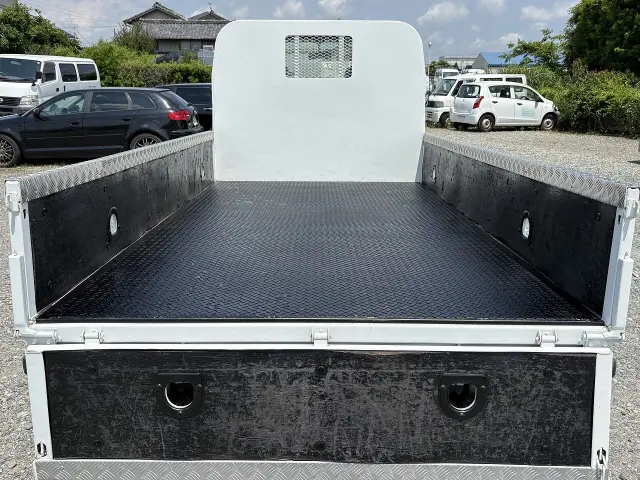 いすゞ エルフ TPG-NJR85A(2WD)の写真11
