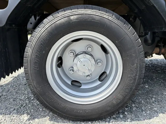 いすゞ エルフ TPG-NJR85A(2WD)の写真21