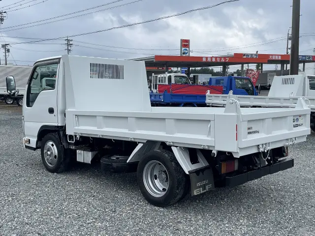 いすゞ エルフ TPG-NJR85AD(2WD)の写真8
