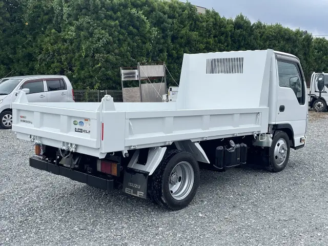 いすゞ エルフ TPG-NJR85AD(2WD)の写真9