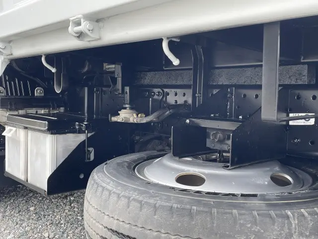 いすゞ エルフ TPG-NJR85AD(2WD)の写真26