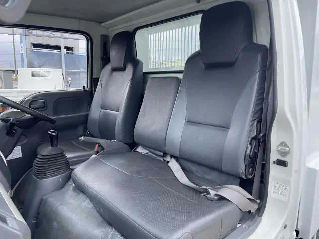 いすゞ エルフ TPG-NJR85AD(2WD)の写真40