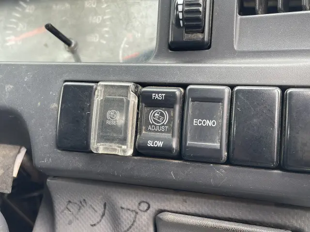 いすゞ エルフ TPG-NJR85AD(2WD)の写真44