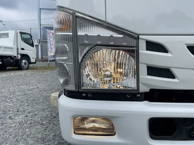 いすゞ エルフ TPG-NJR85AD(2WD)の写真50