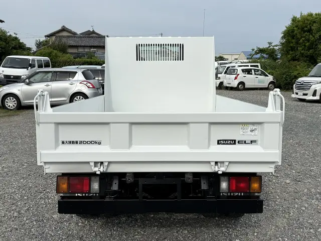 いすゞ エルフ 2RG-NJR88AD(2WD)の写真2